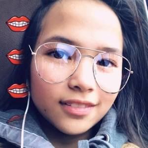 Meet your Posher, Bea francine